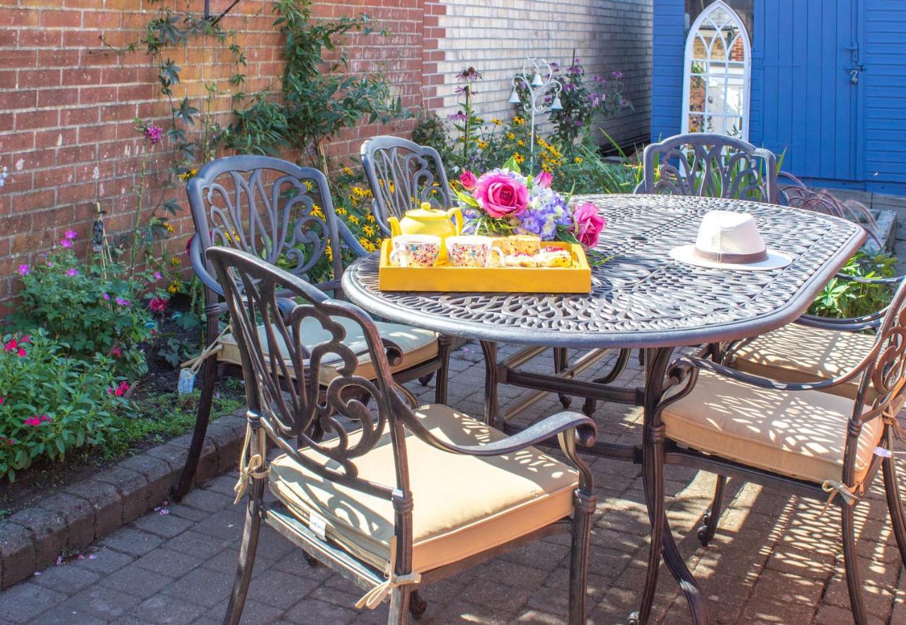 Villa Stylish Town Centre House With Garden And Parking Opposite Bury St. Edmunds Exterior foto