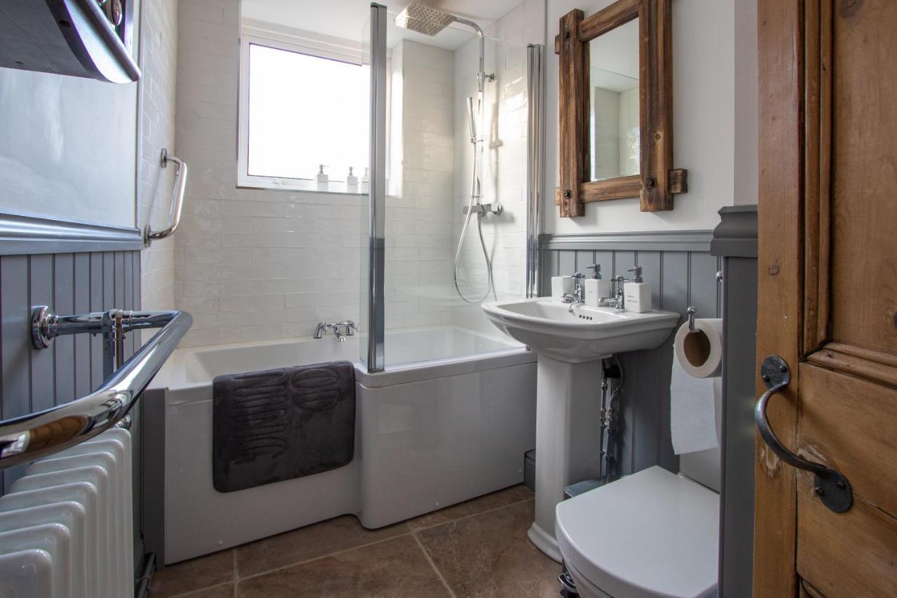 Villa Stylish Town Centre House With Garden And Parking Opposite Bury St. Edmunds Exterior foto