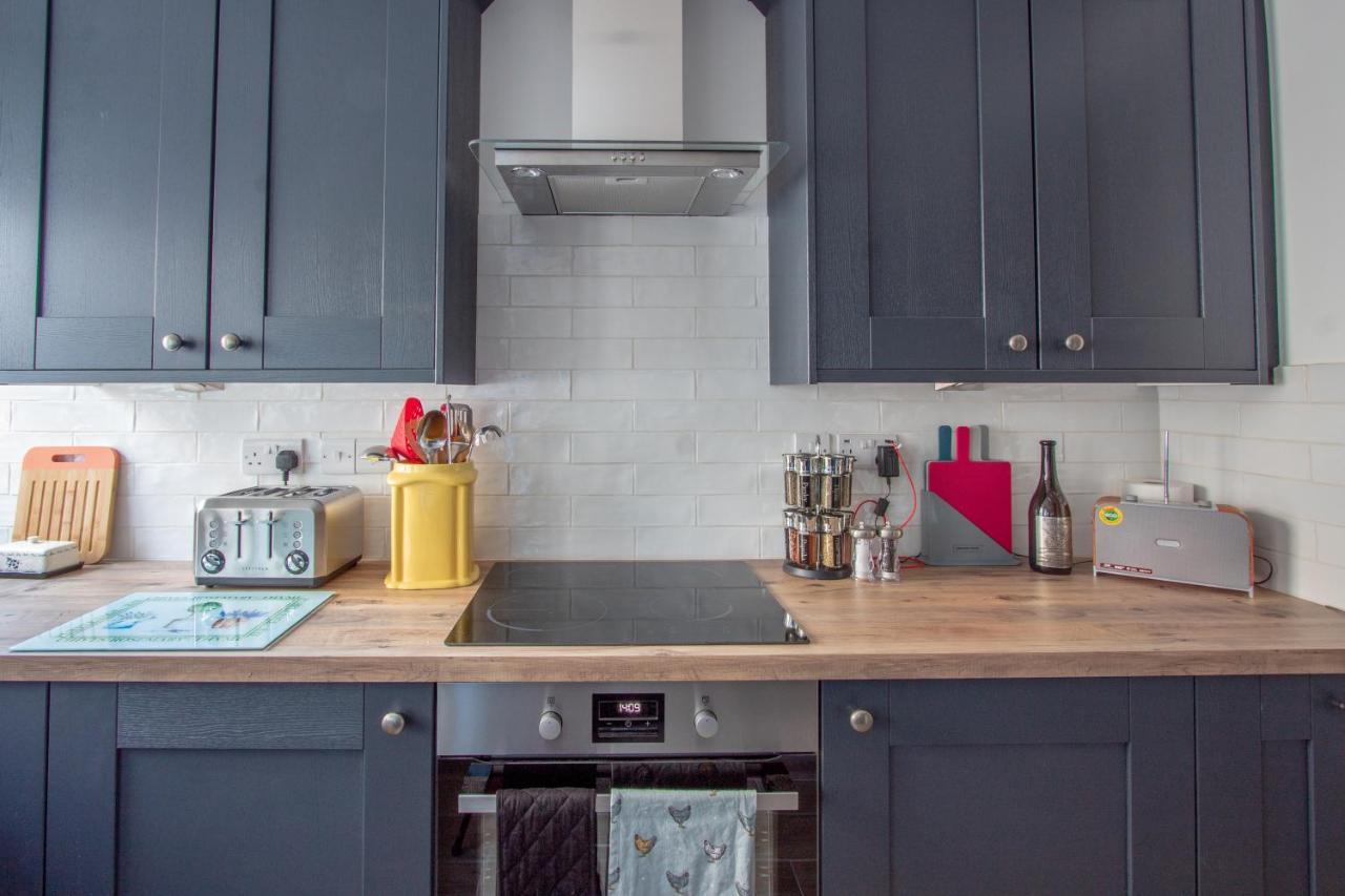 Villa Stylish Town Centre House With Garden And Parking Opposite Bury St. Edmunds Exterior foto