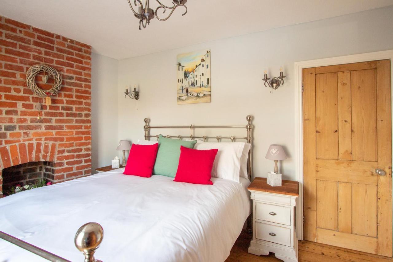Villa Stylish Town Centre House With Garden And Parking Opposite Bury St. Edmunds Exterior foto